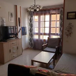 Cozy Near The Ocean Apartamento